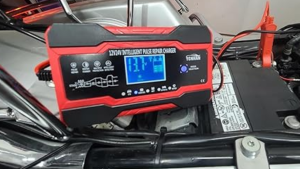 Does a car battery charge in idle